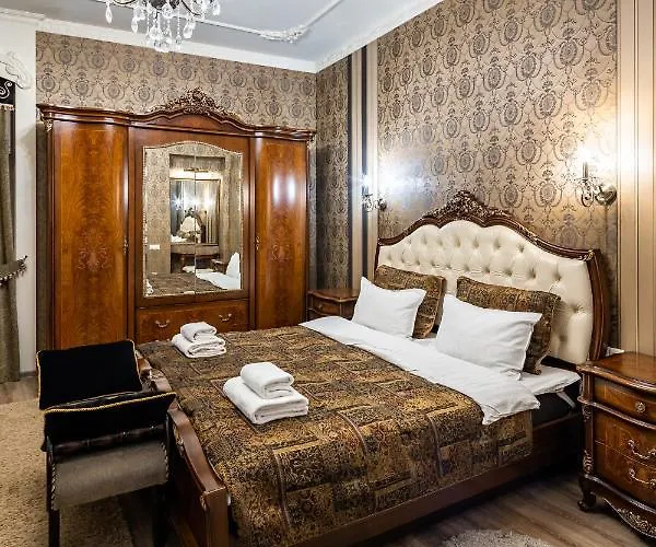 Apartament Classic Royal Apartment. Balcony And A/c