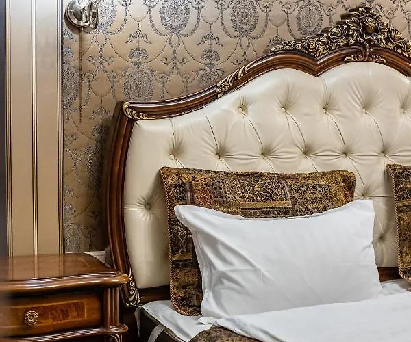 Classic Royal Apartment. Balcony And A/c Апартаменти Львів